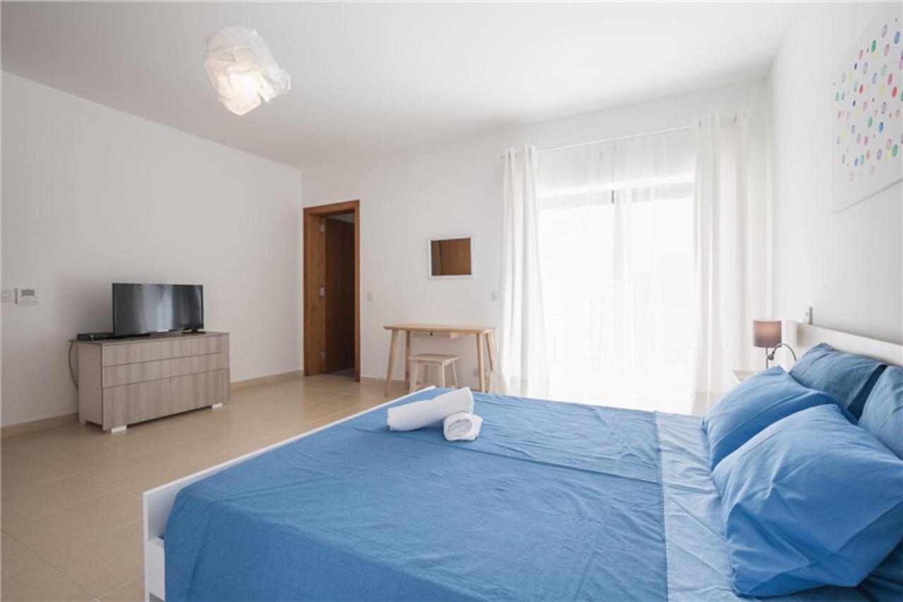 Lux Seaview & Pool-Hosted By Sweetstay Mellieħa Extérieur photo