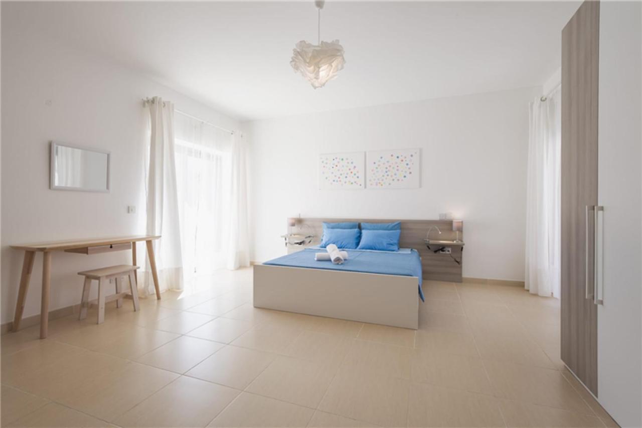 Lux Seaview & Pool-Hosted By Sweetstay Mellieħa Extérieur photo